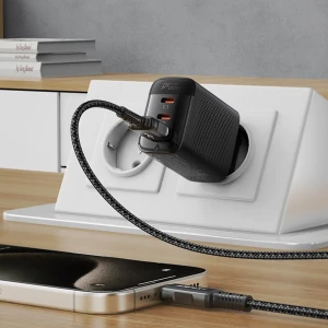 شارژر دیواری ایس فست مدل A108 توان 67 وات